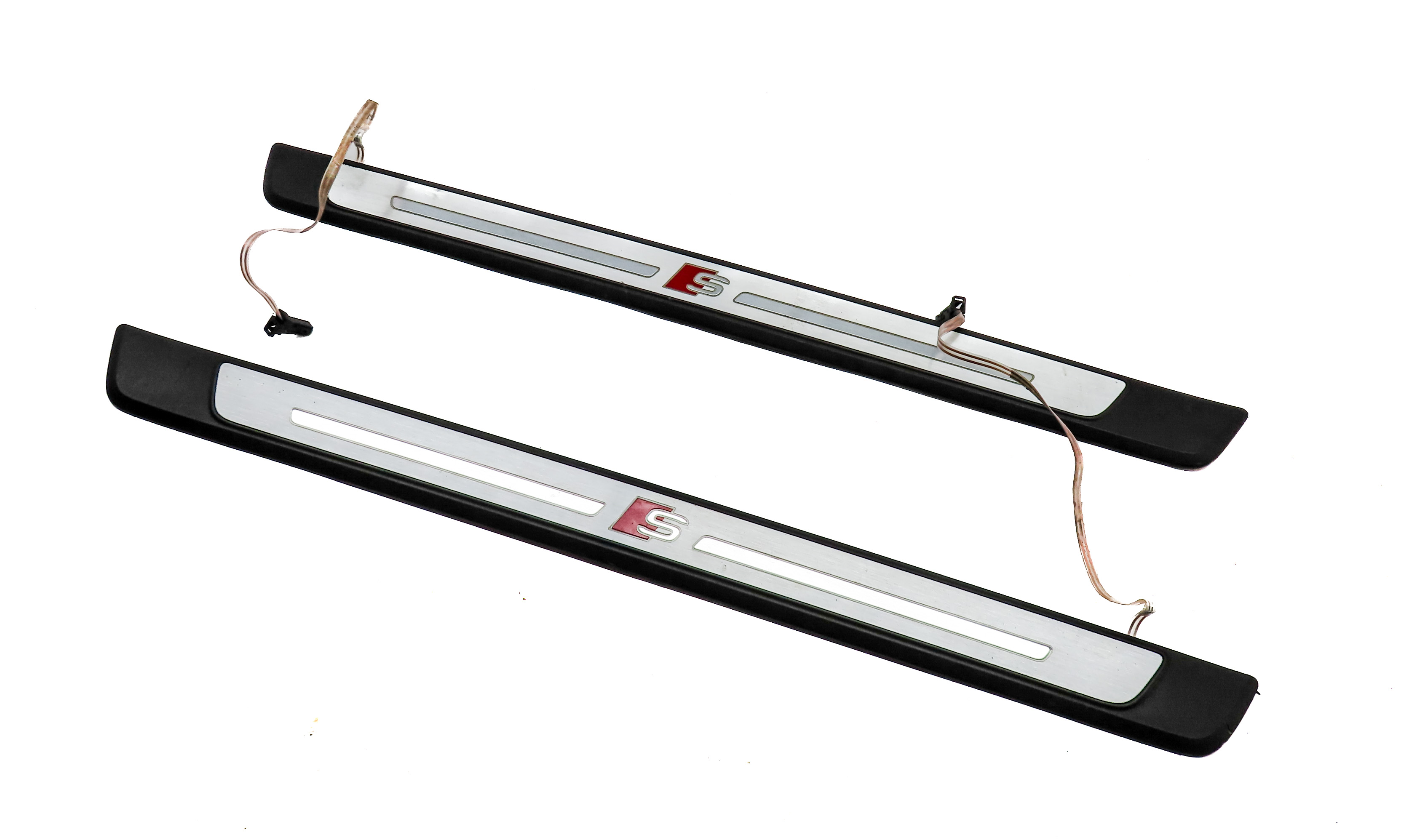 2017 AUDI A4 (B9 8W) FRONT LEFT & RIGHT LIGHTED DOOR SILL SCUFF PANEL TRIM SET-2 — exact item pictured